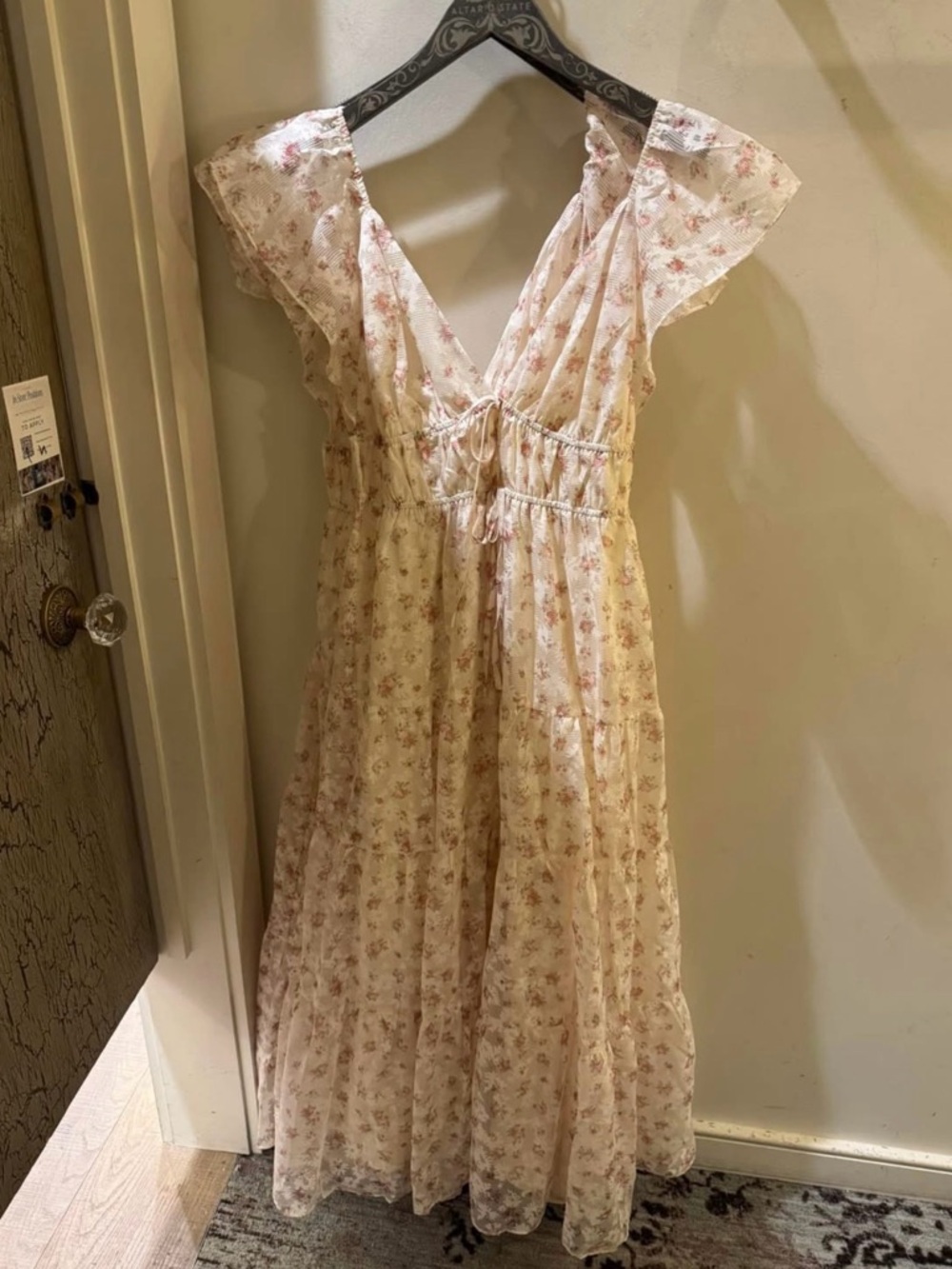 Altar'd State ENCHANTED FLORAL & GINGHAM RUFFLED MAXI DRESS IN CREAM/PEACH S-XS - Picture 10 of 16